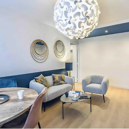 Elegant, Calme Et Spacieux - Wifi Apartamento